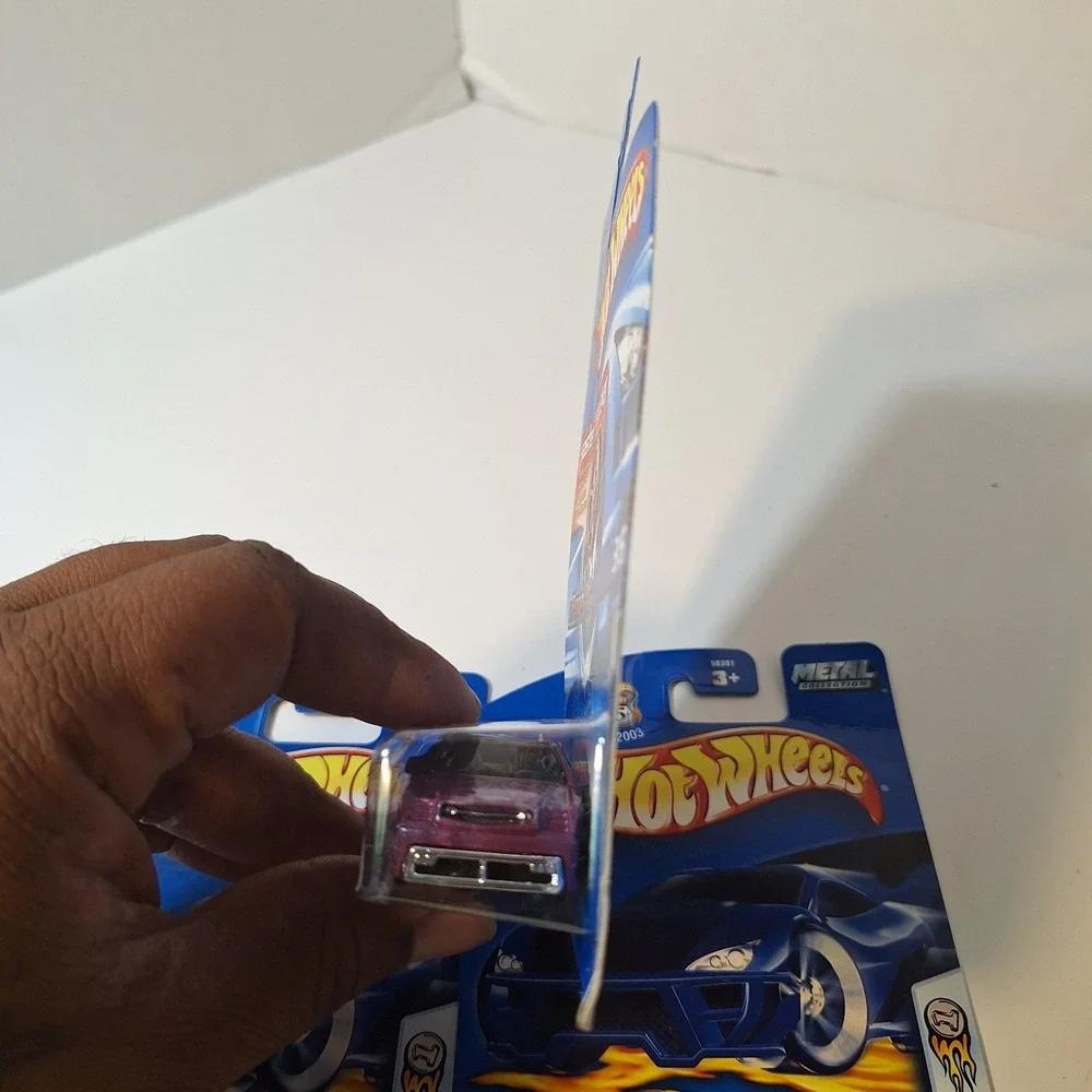 Hot Wheels Blue Cards Boom Box Purple/ Brown/ Blue With Flames